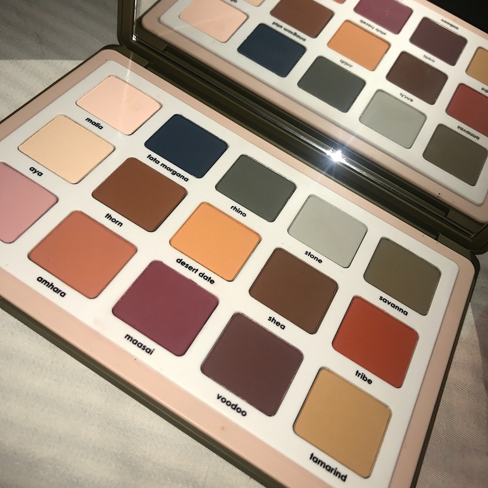 Natasha denona safari pallet